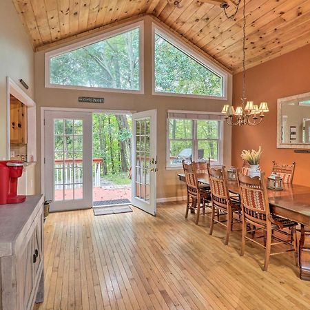 Rustic Red Cabin With Deck In Maggie Valley Club! Luaran gambar